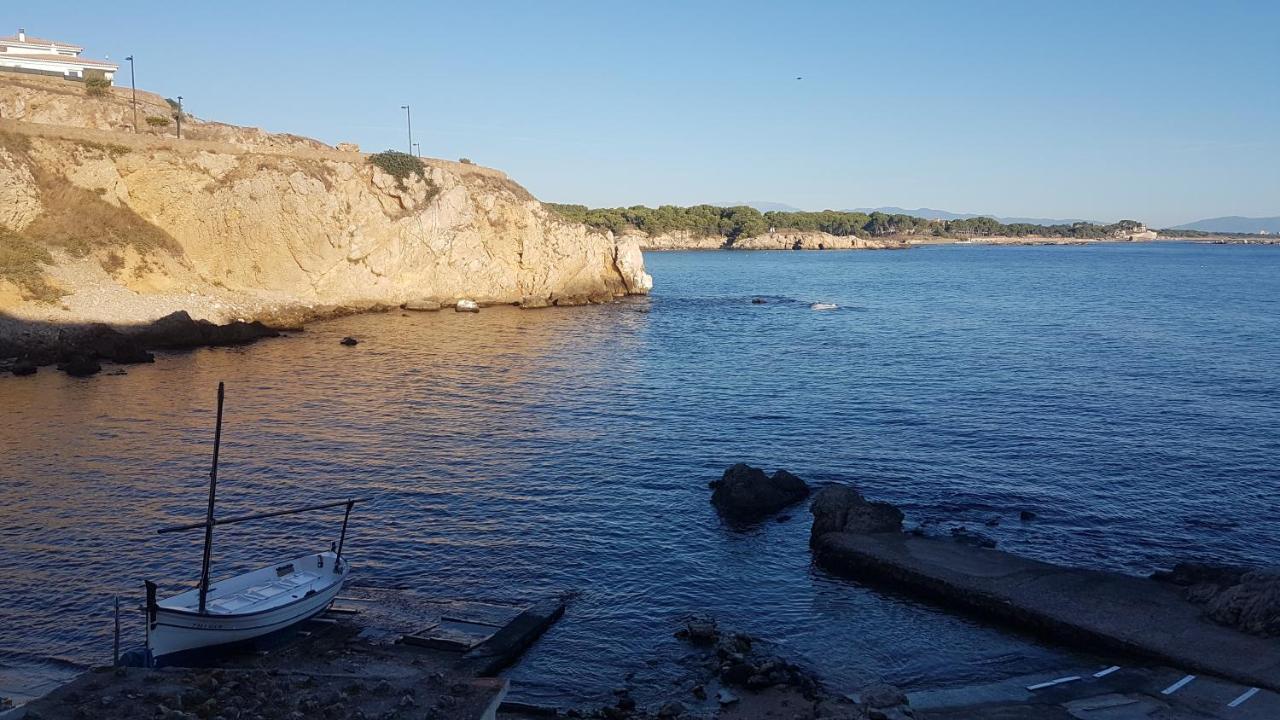 Aparthotel El Cargol L' Escala Buitenkant foto